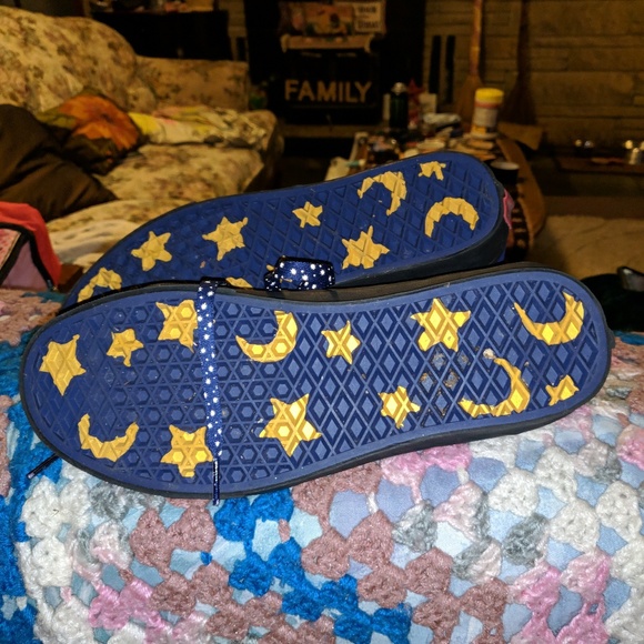 Like New Sorcerer Mickey Vans Men's Size 8 - Picture 3 of 5